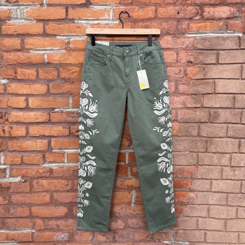 Boden Girlfriend Mid-rise Sage Green Floral Embroidered Jeans Petite